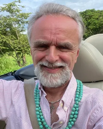 Simon Atkins, artist of O Art Divine
